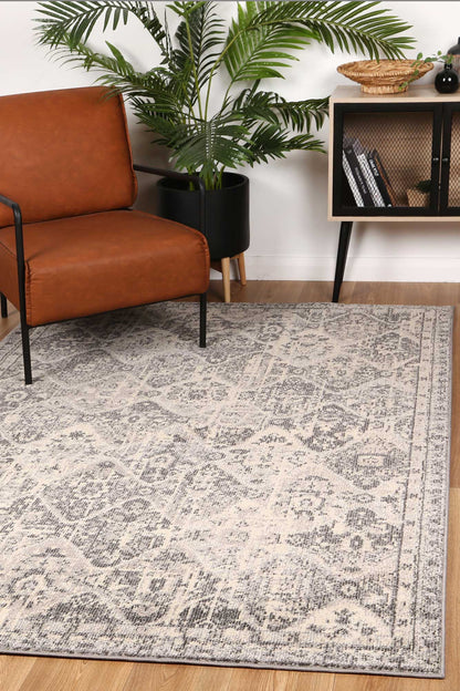 Tulin Diamond Grey & Cream Transitional Rug