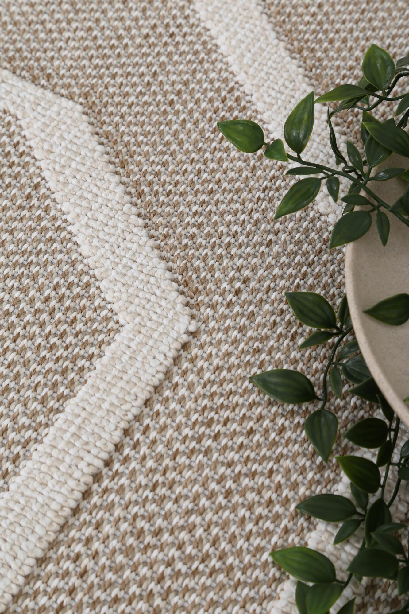 Vanuatu Lui Beige Geometric Flatweave Rug