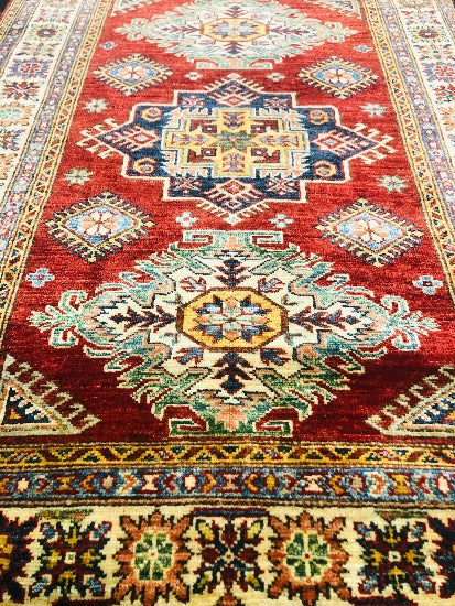 This piece of Art has a natural Ghaznee silky WOOL