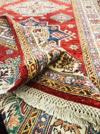 This piece of Art has a natural Ghaznee silky WOOL