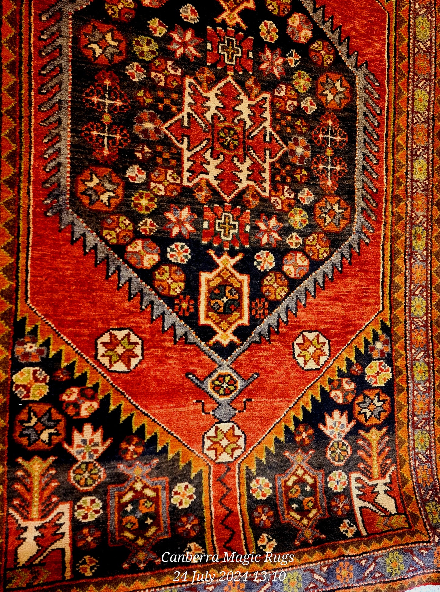 PERSIAN piece of Art Shiraz Rug