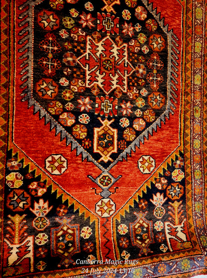 PERSIAN piece of Art Shiraz Rug