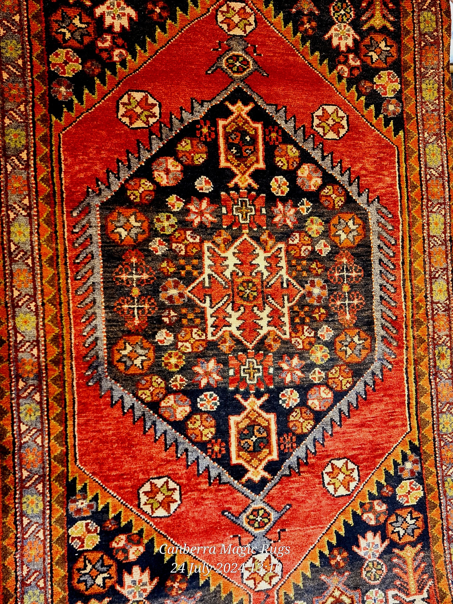 PERSIAN piece of Art Shiraz Rug