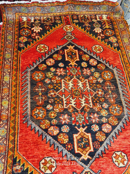 PERSIAN piece of Art Shiraz Rug