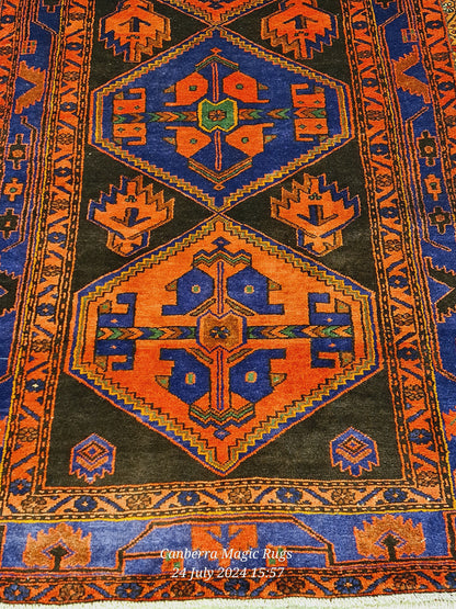 Guaranteed Original Hand Knotted Silk Wool Rug (140 x 250 cm)